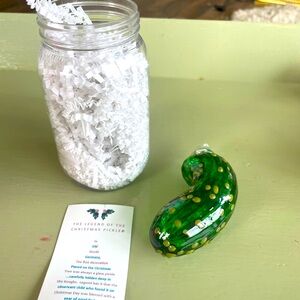 TRADITIONAL HANDBLOWN, HAND PAINTED GREEN GLASS PICKLE ORNAMENT.